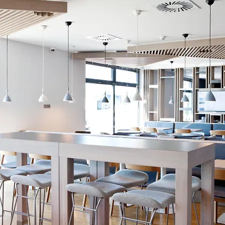 Express - By Ihg Hotel