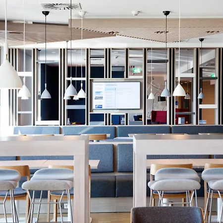 Express - By Ihg Hotel