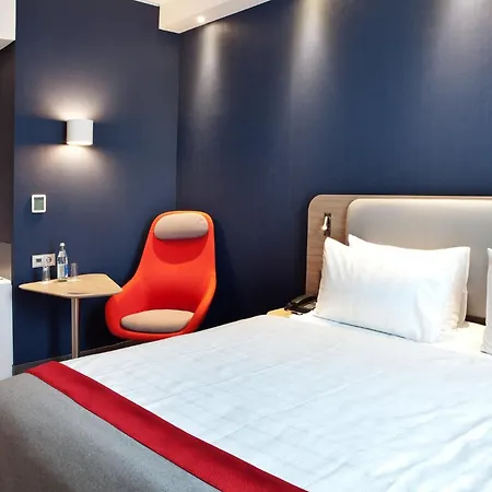 Express - By Ihg