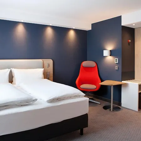 Express - By Ihg