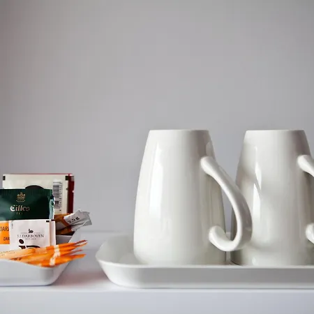 Отель Express - By Ihg