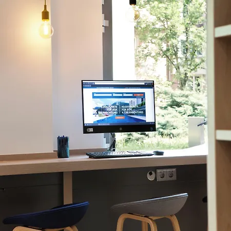 Express - By Ihg Отель 3*