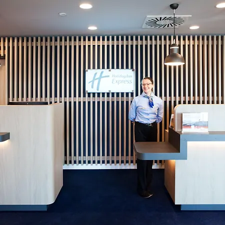 Express - By Ihg Рингсхайм
