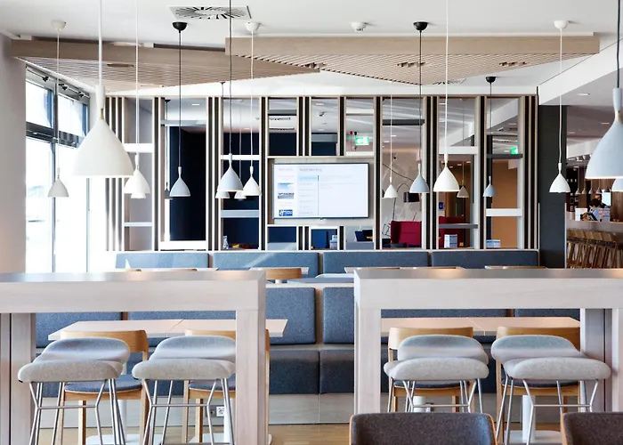 Express - By Ihg Hotel